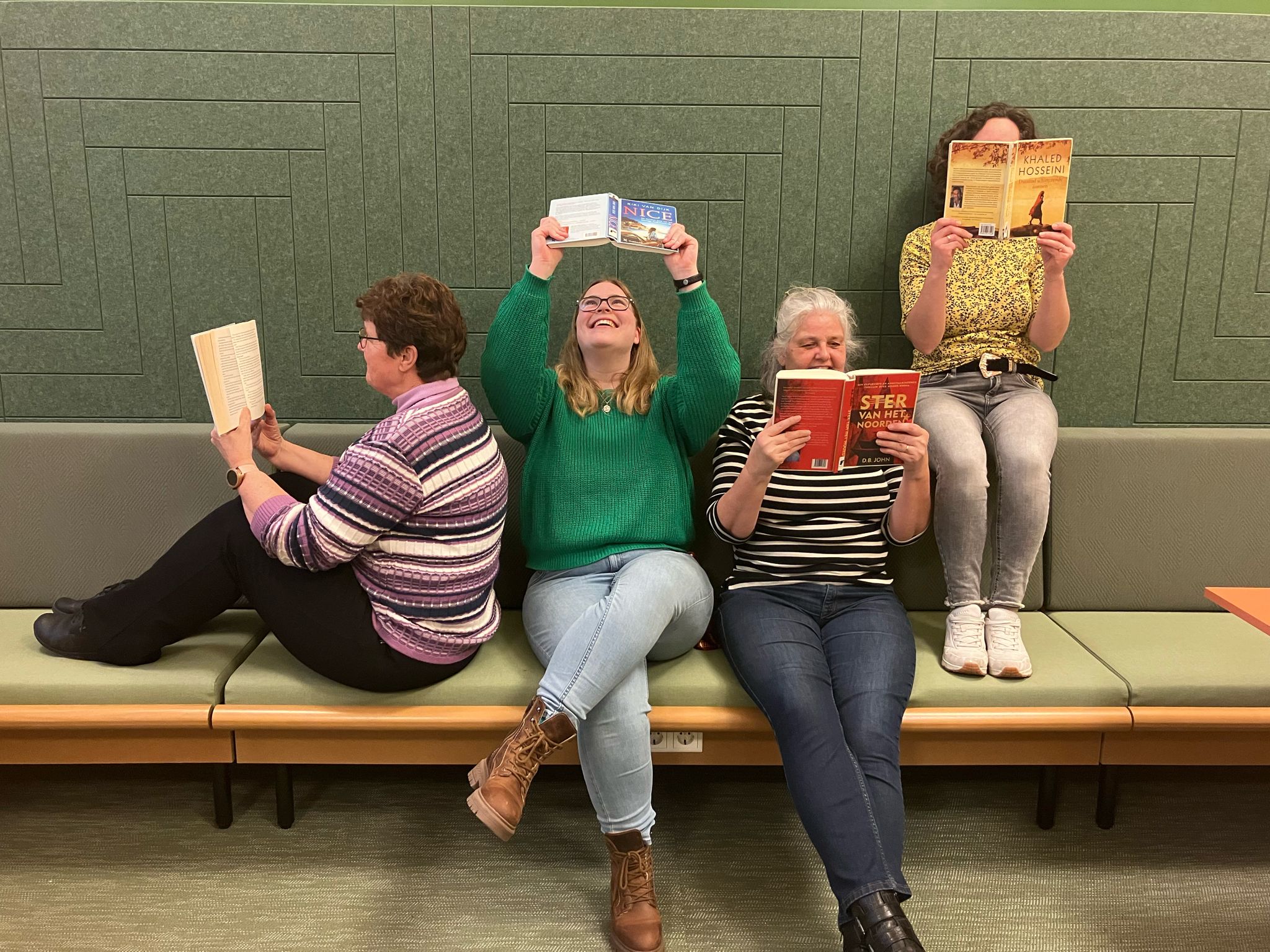Foto van The Silent Book Club